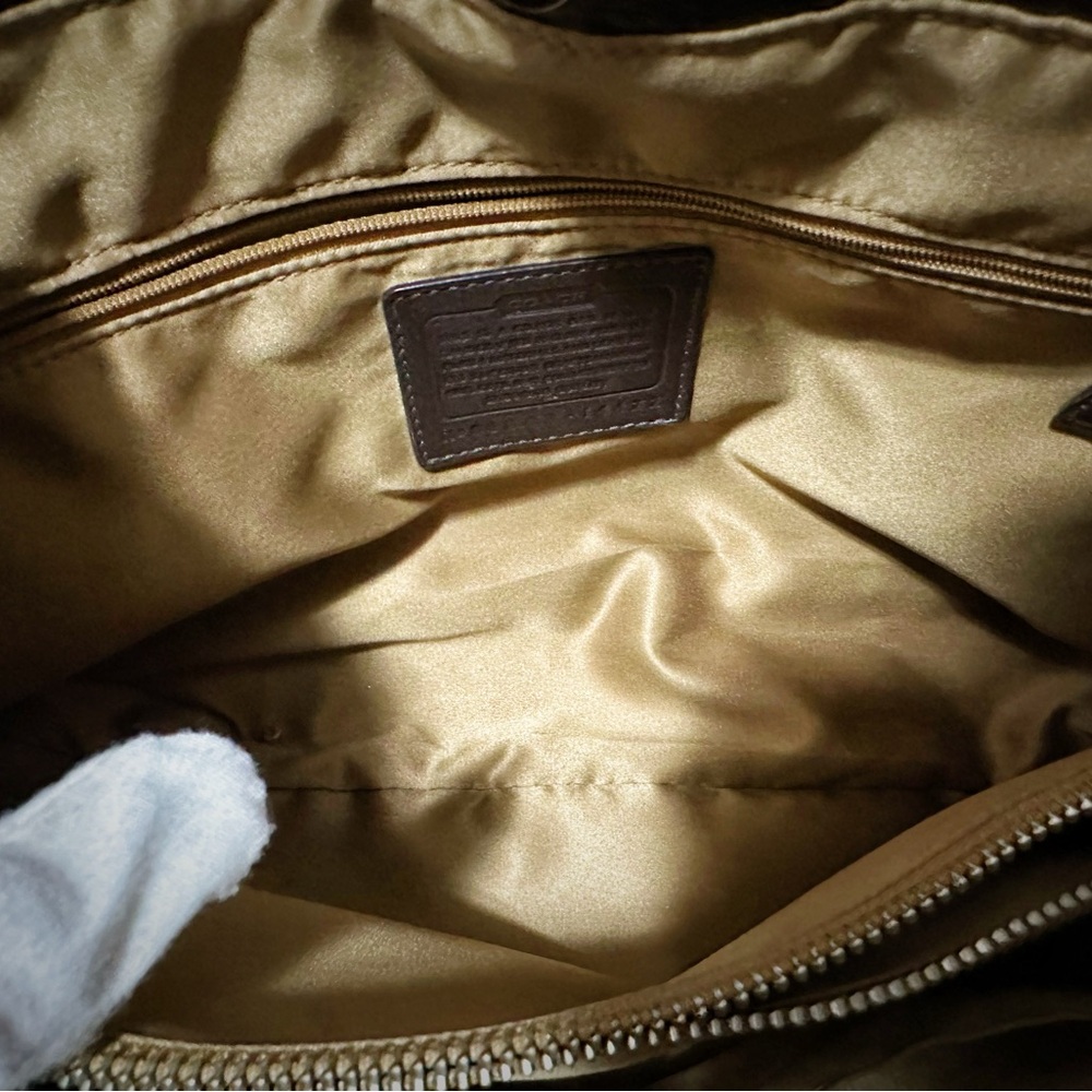 Vintage Y2K Coach tote bag Shoulder Bag Brown and Tan soft leather - Picture 12 of 17